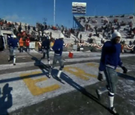 Dallas Warms Up for Ice Bowl